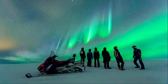 Visit Levi Northern Lights Snowmobile Safari and Campfire Picnic in Levi, Lapland, Finland