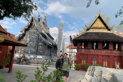 Chiang Mai: Meeting with a Monk and Silver Craftwork Temple Private Tour with Hotel Pickup