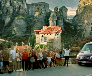 Athens: Guided Meteora DayTrip in English - Spanish w/ Lunch