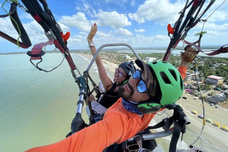 Carthagène : vol en parachute depuis la plageVol en parachute de 10 minutes