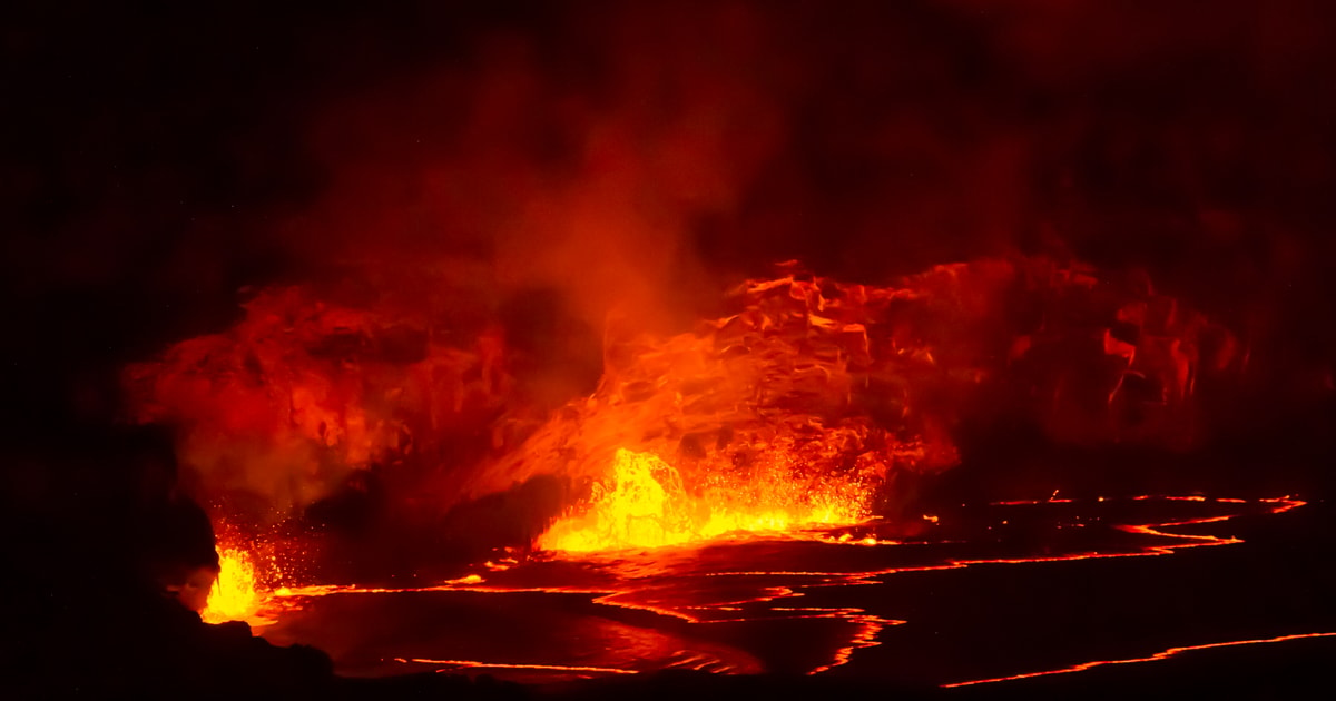 Hawaii: Big Island Volcanoes Day Tour with Dinner and Pickup | GetYourGuide