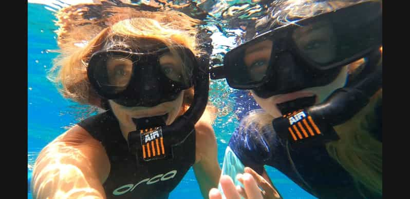 Abades: Tour de snorkel en una zona marina protegida