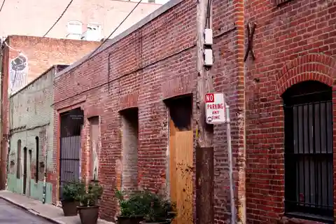 San Francisco: tour a piedi dell'oro, dell'avidità e dei pistoleri