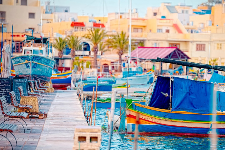 Z Valletty: Hagar Qim i Wied Iz-Zurrieq Blue Grotto Trip