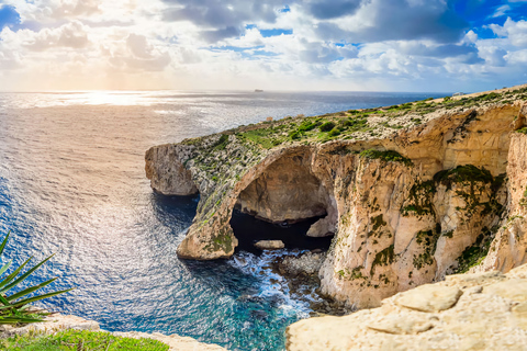 Z Valletty: Hagar Qim i Wied Iz-Zurrieq Blue Grotto Trip