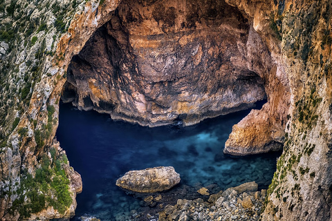 De La Valette: Hagar Qim & Wied Iz-Zurrieq Blue Grotto Trip