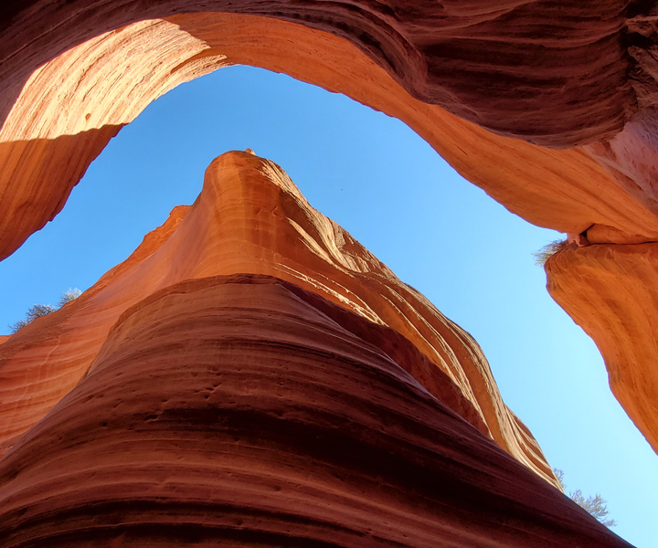 Kanab: Peek-a-Boo Slot Canyon Value Tour