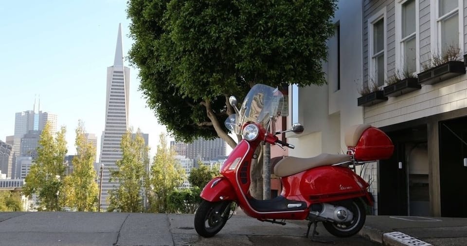 San Francisco: Neighborhood Walking Tour - 6 Route Options image 1