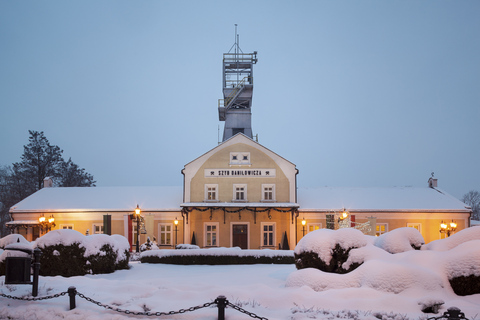 Krakow: Schindler&#039;s Factory, Jewish Ghetto, &amp; Salt Mine Tour