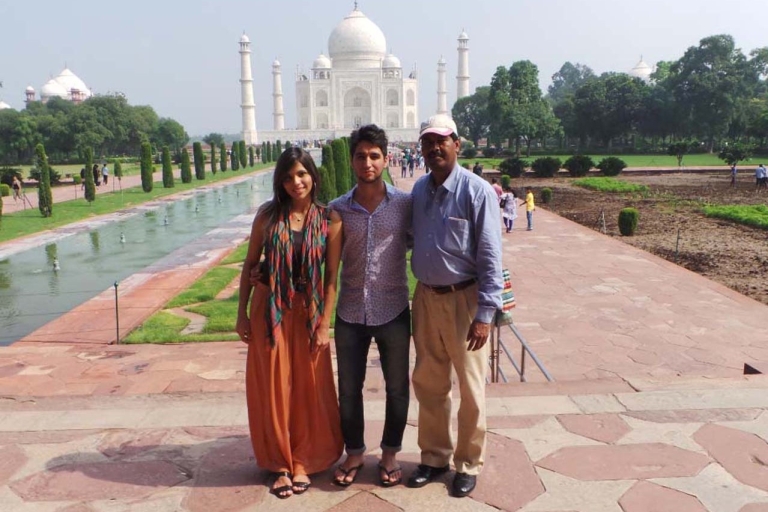 From Delhi: Taj Mahal & Agra Fort Tour By Gatimaan Express Gaatimaan Train Only Tour guide without Car, train ticket.