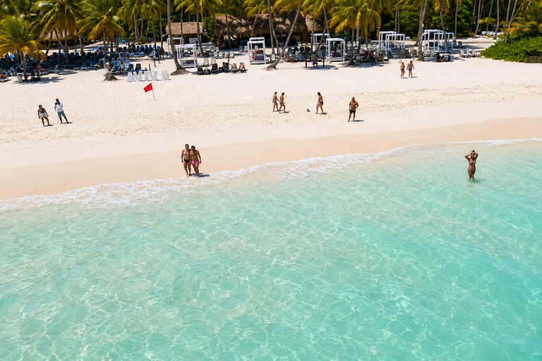 Punta Cana: Saona Island Full-Day Tour with Lunch VIP All Inclusive