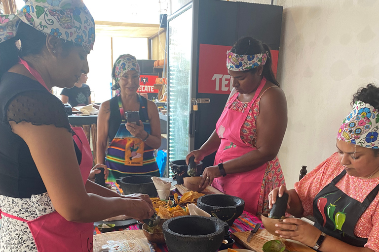 San José del Cabo:Cooking Class +Margaritas & Mezcal tasting