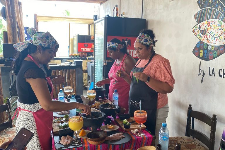 San José del Cabo:Cooking Class +Margaritas & Mezcal tasting