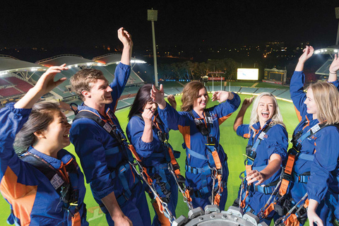 Adelaide: Adelaide Oval Night Roof Climb met drankje