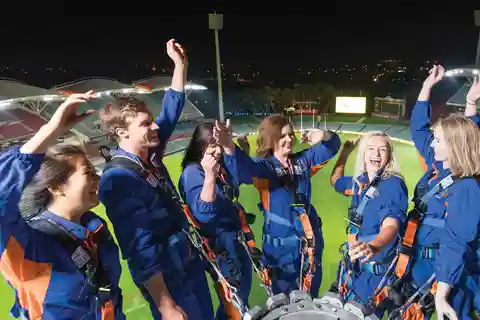 Adelaide: Adelaide Oval Night Roof Climb with Drink