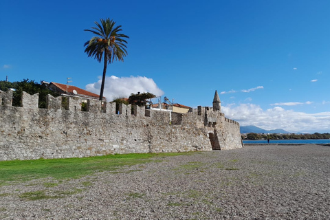 Au départ d'Athènes : Nafpaktos Private Sightseeing TourAu départ d'Athènes : Visite guidée privée de Nafpaktos