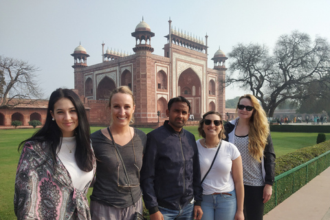 Agra: visite d'une journée complète de la ville avec le Taj Mahal et le Fort AgraOption standard