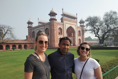 Agra: visite d'une journée complète de la ville avec le Taj Mahal et le Fort AgraOption standard