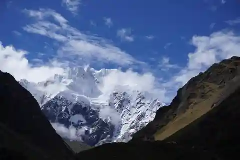 Fra Cusco: 4-dages Salkantay Trek til Machu Picchu med Maels.
