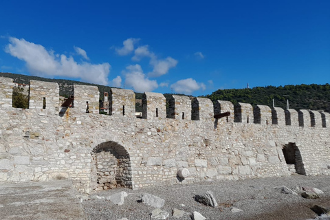 Au départ d'Athènes : Visite guidée privée de Nauplie et DelphesCircuit privé de Nafpaktos et Delphes (accompagnement à Delphes inclus)