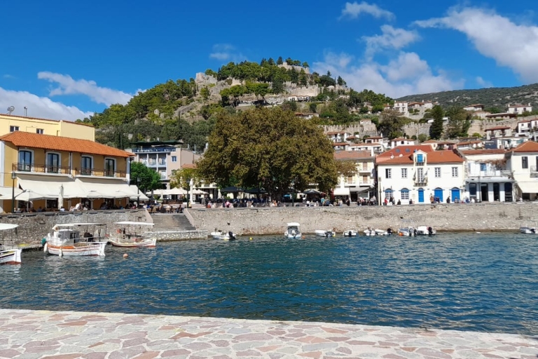 From Athens: Nafpaktos and Delphi Private Sightseeing Tour Nafpaktos and Delphi Private Tour (Delphi escort included)
