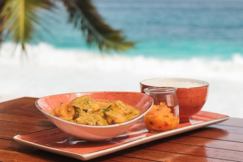 Anse Etoile: traditionele kookles in een strandhuisKookles Privé