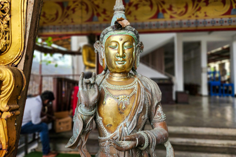 Colombo Religious Harmony Tour: Four Religions Four Cultures