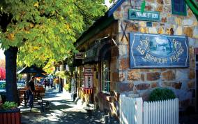 Adelaide: Adelaide Hills and Hahndorf Guided Tour with Lunch