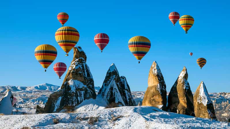 Estambul: 3 días, 2 noches en Capadocia y globo aerostático | GetYourGuide