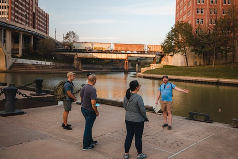 Houston: Recorrido guiado a pie por el centro histórico de la ciudadHouston: Visita guiada a pie por el centro de la ciudad