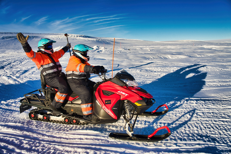 Da Geysir: Avventura in motoslitta sul ghiacciaio LangjökullDa Geysir: avventura in motoslitta sul ghiacciaio Langjökull