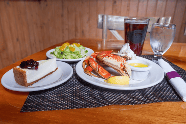 Ketchikan: Wilderness Boat Cruise and Crab Feast Lunch