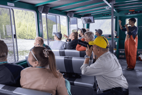 Ketchikan: Wilderness Boat Cruise and Crab Feast Lunch