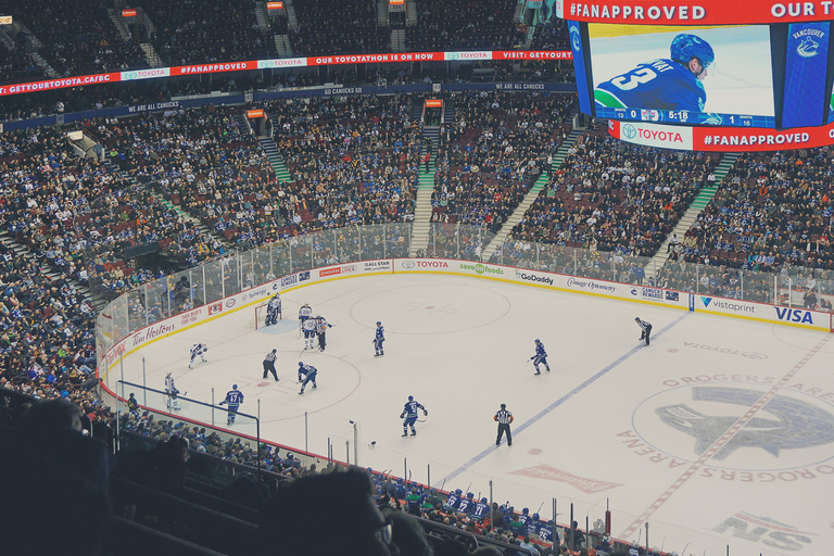 Vancouver: biglietto per la partita di hockey su ghiaccio Vancouver CanucksPosti a sedere premium