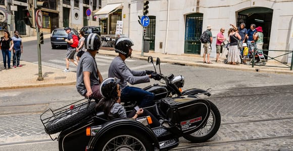 Lisbon Sidecar Tour “from tv series somebody feed phil”