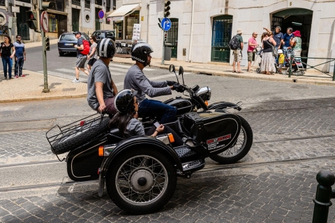 Wycieczka boczną po LizbonieWycieczka z przewodnikiem z wózkiem bocznym