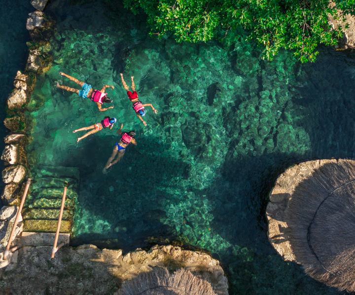 Xcaret Park: ingresso con pranzo e spettacolo serale