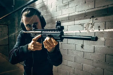 Varsavia: esperienza di tiro con la pistola con trasferimenti