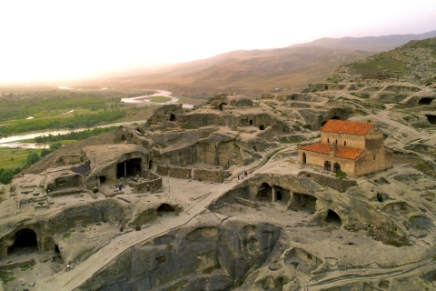 Tbilisi: Mtskheta, Jvari, Gori y Uplistsikhe Day Tour