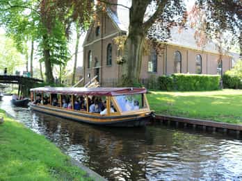 Giethoorn : Croisière sur le canal du village et du parc national avec café