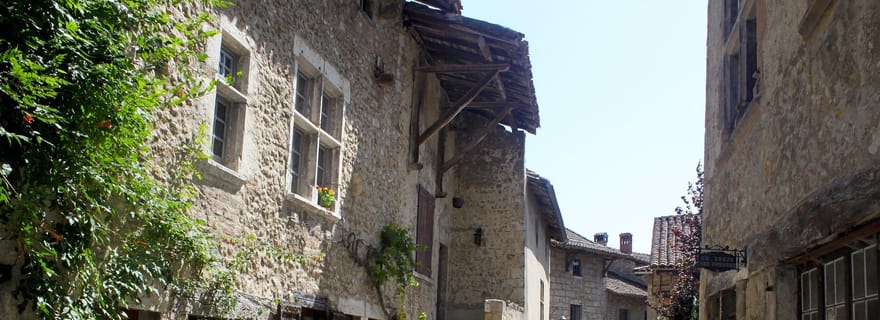 Pérouges : Visite guidée privée du village médiéval