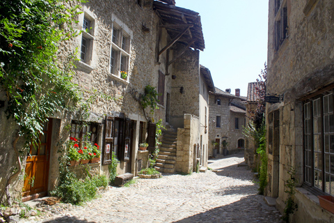 Pérouges: visita guiada privada à vila medieval