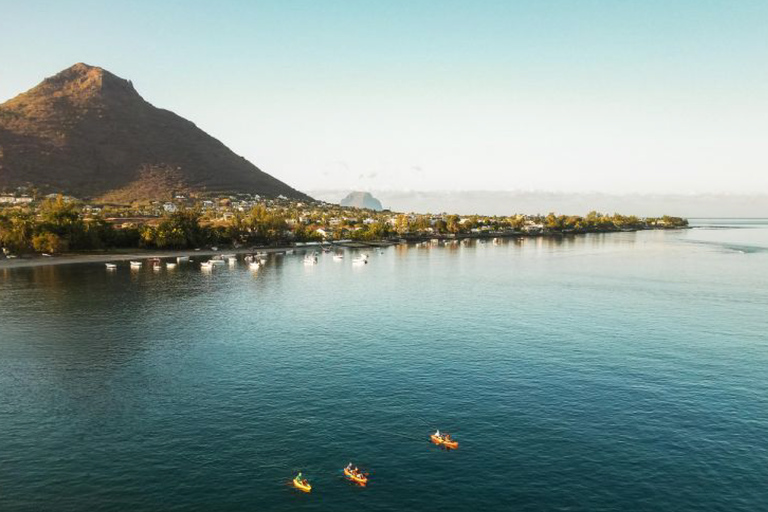 Tamarin: Guided Kayak Tour with Dolphins