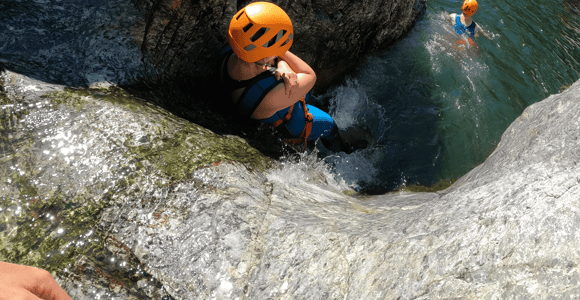 Benahavís: Canyoning Guided Tour at Guadalmina River