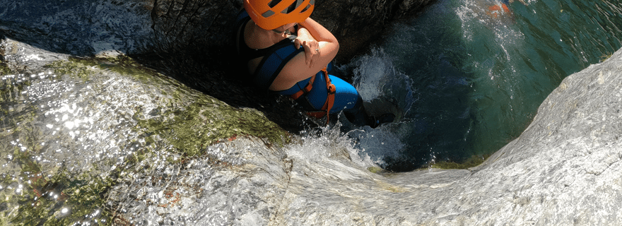Benahavís : Visite guidée de canyoning sur la rivière Guadalmina
