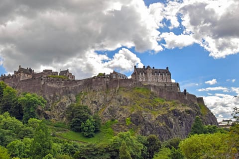 From York: One-Way Tour To Edinburgh with Hadrian's Wall