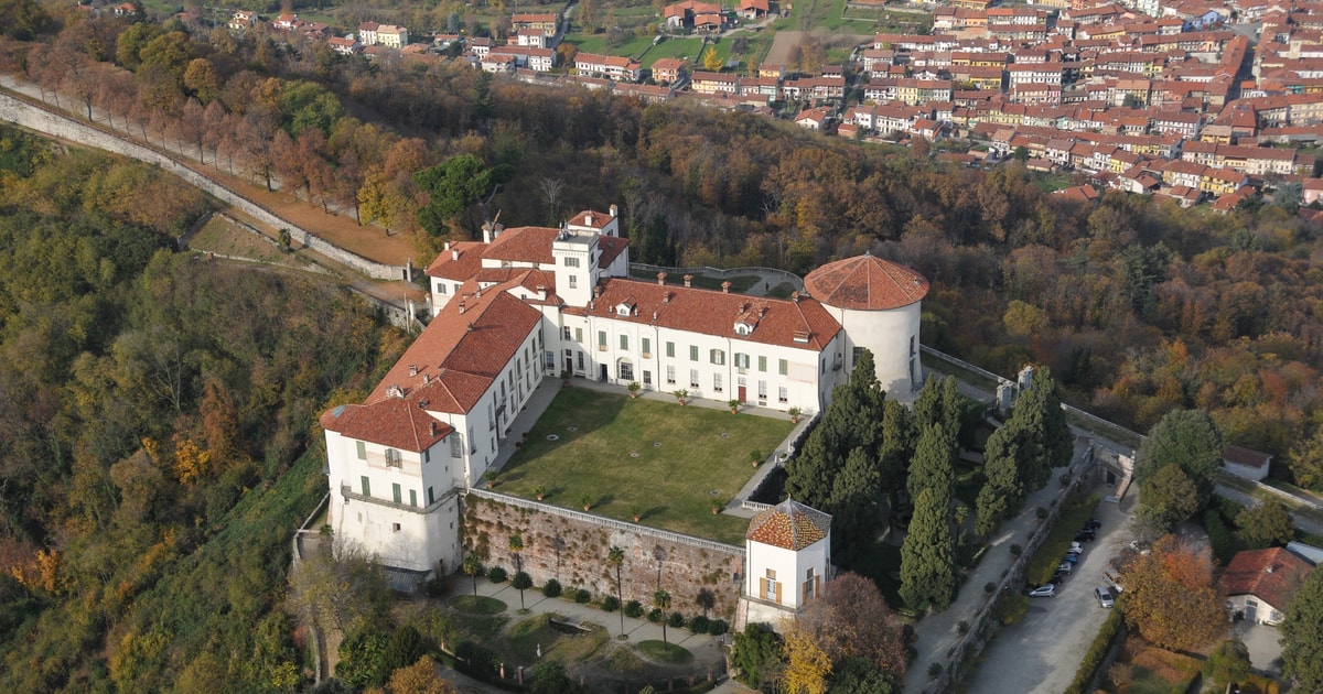 Caravino Eintrittskarte für das Schloss Masino GetYourGuide