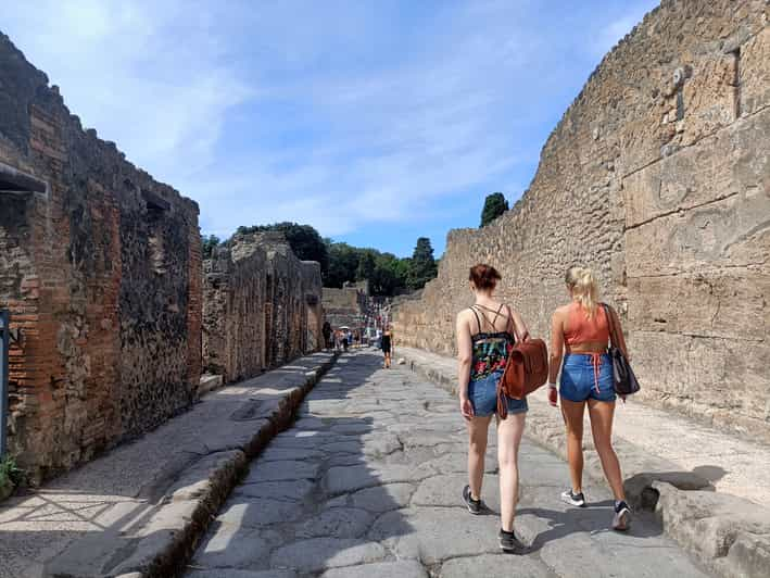 Pompeii: Small-Group Guided Tour With Skip-the-Line Entry | GetYourGuide