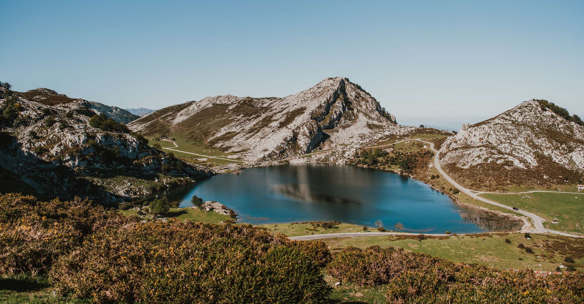 From Oviedo, Covadonga Lakes and Cangas de Onís Bus Day Trip - Housity