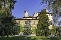 Manta, Manta Castle - Housity